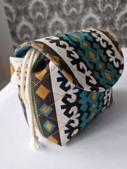 Продам косметичку ручной работы