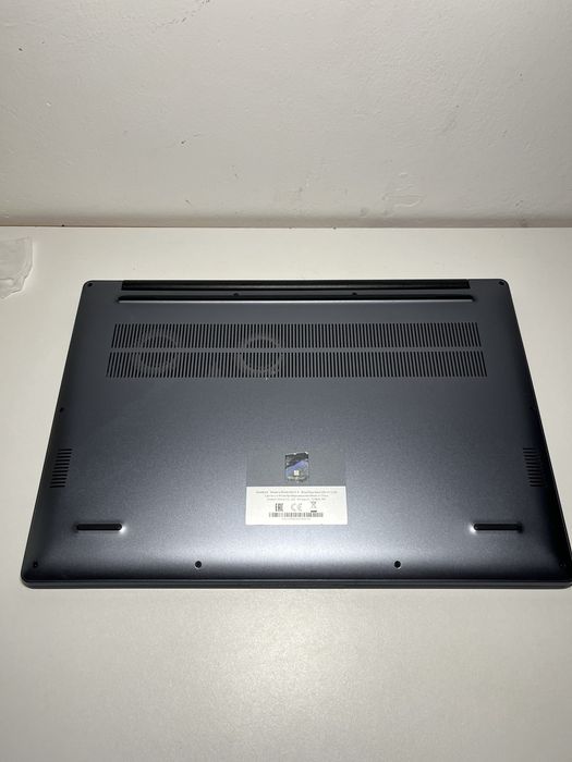 Срочно продам Huawei MateBook D16 (16/512, i5)