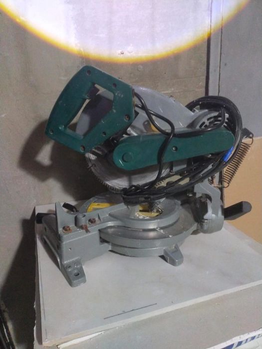 Продается станок для резки