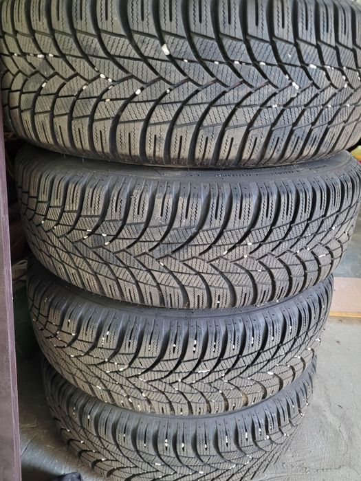 Cauciucuri de iarna 205 55 R16 ,195 65 R15