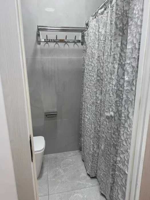 1/3/5 аренда квартира Новомосковская/Старт стадион. Квартира аренда.