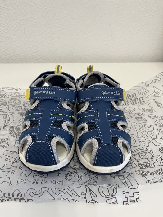 Сандалии Garvalin