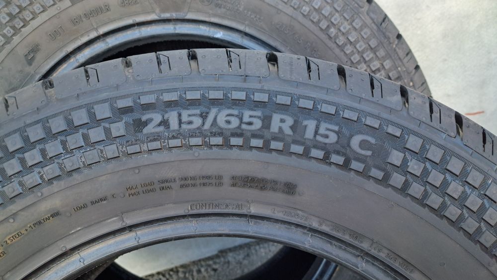 Гуми за Бус 215 65 15 C Continental