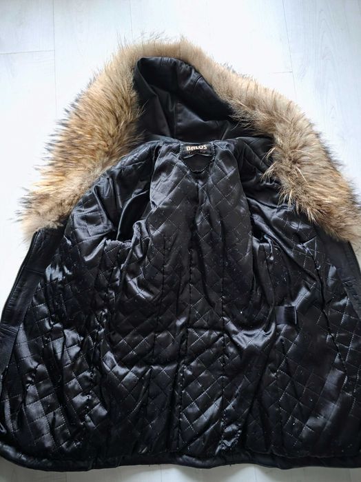 Дамско есенно - зимно кожено яке с ЕСТЕСТВЕН КОСЪМ - черно