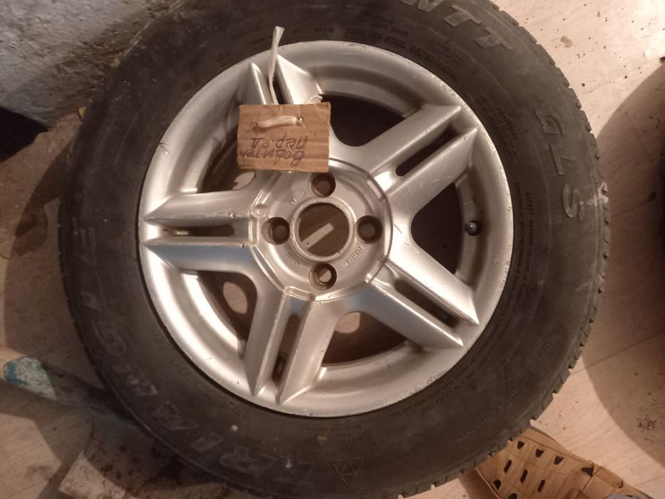 Продам шины -40000тг