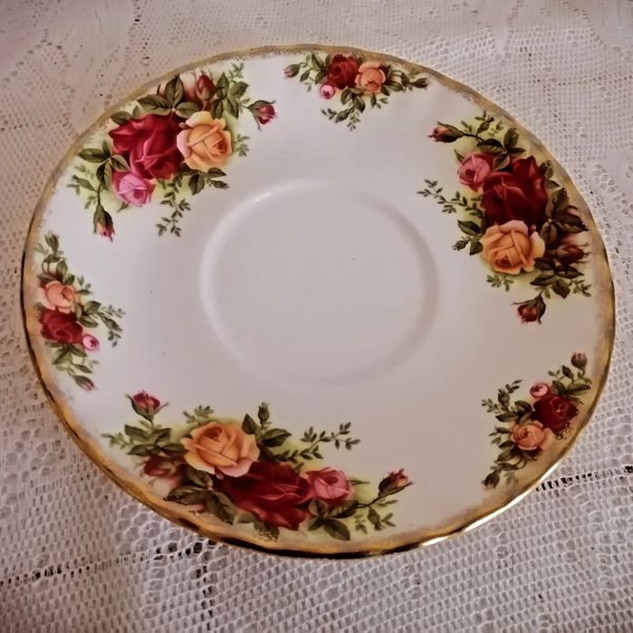 Royal Albert Old country roses