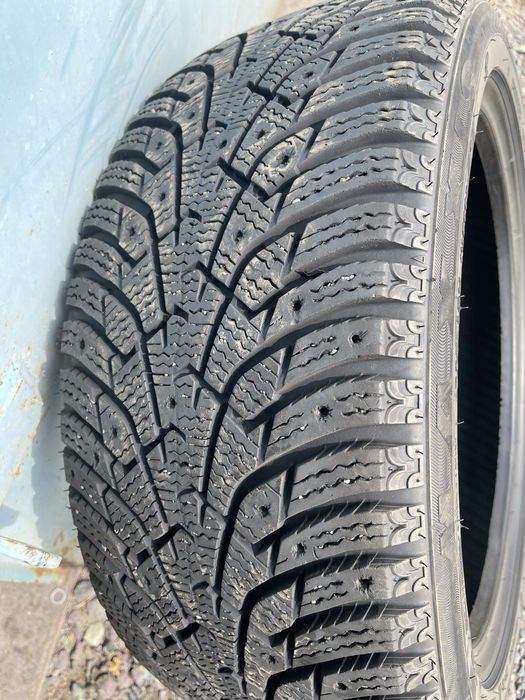 Автошина б/у  225/45 R17 MAXXIS