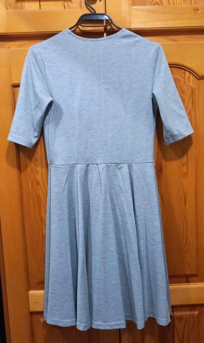 Дамски рокли - официални и ежедневни