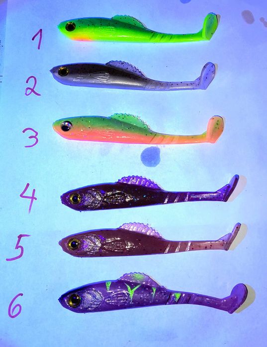 силиконова примамка Perch 110