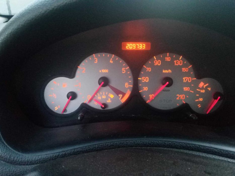 Peugeot 206 1.6 16V на части