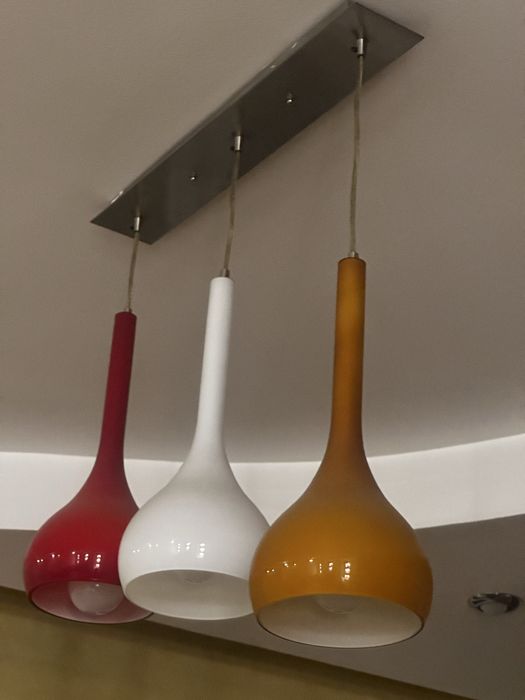 Продам люстру на кухню