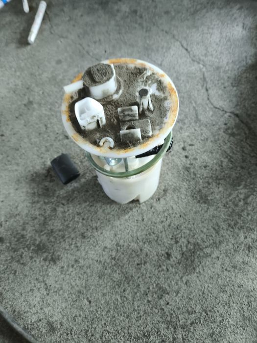 Бензинова помпа за Hyundai i30 1.4i