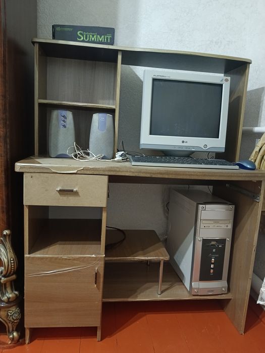 Продам компьютер в хорошем состоянии!!