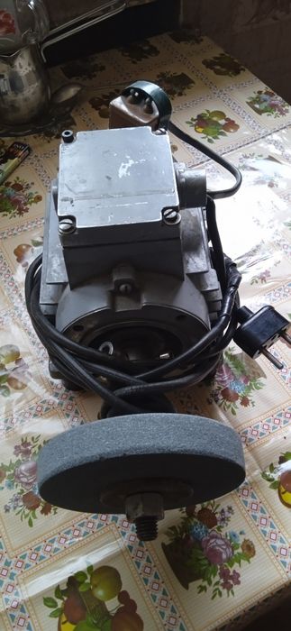 Точилка для ножей и тд