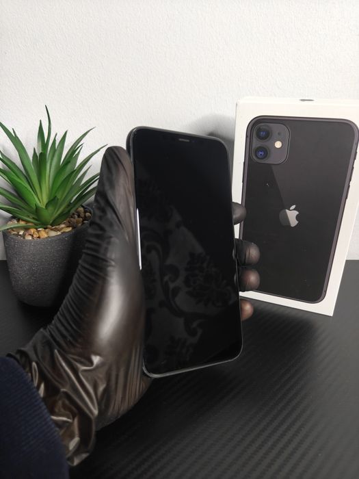 iPhone 11 64GB Black • Condiție Foarte Bună! • Perfect Funcțional