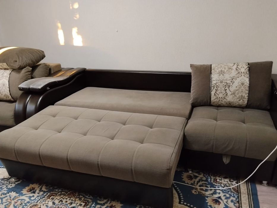 Продам диван с креслом