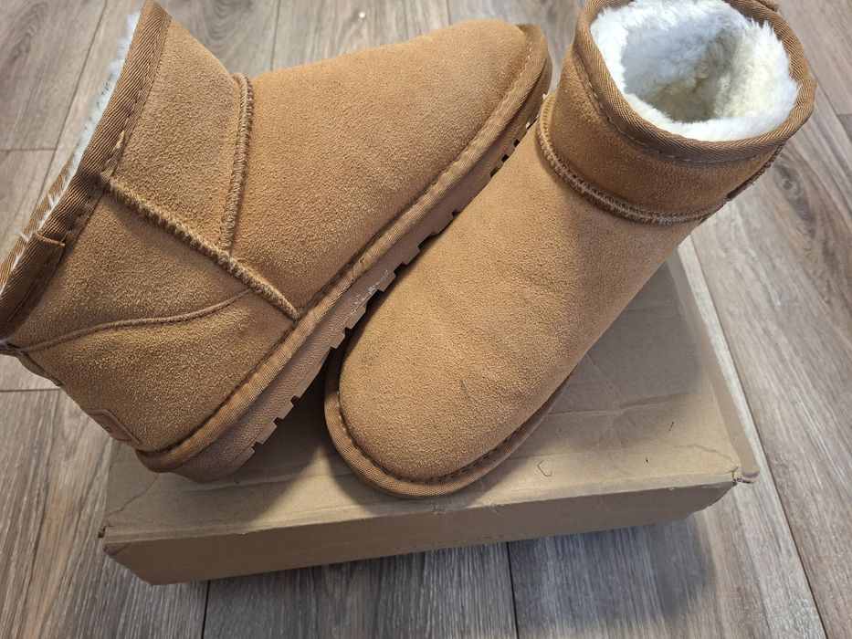 UGG боти,43 номер