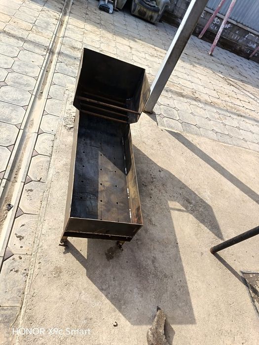 Мангалы, очаги размеры разные.