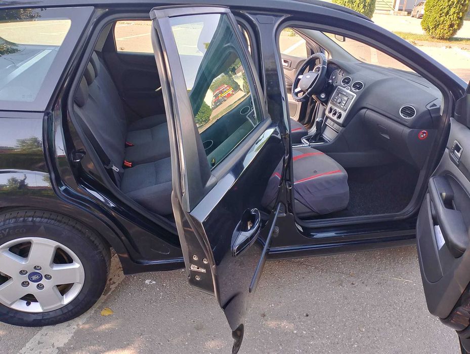 Ford Focus 2007 - 1.6 Benzina - 224.000 KM Reali