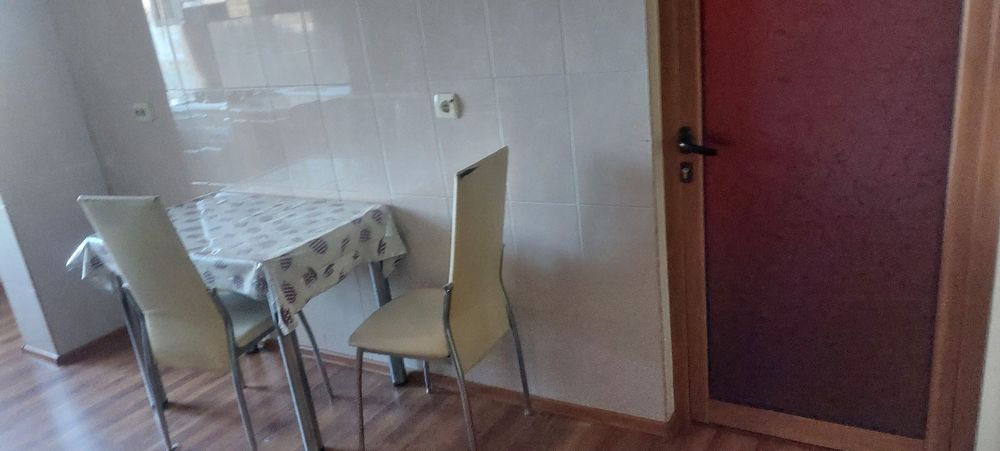 Închiriez apartament 2 camere