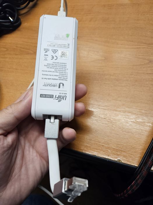 Unifi cloud controller