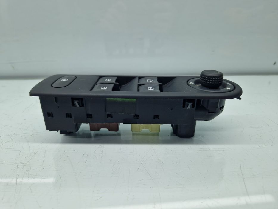 Butoane comanda geamuri sofer Renault Clio 4 [Fabr 2012-2020] 25411330