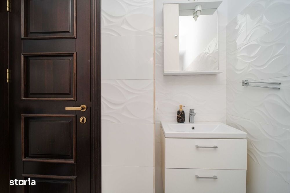 Galata inchiriere 2 camere bloc nou, parcare inclusa