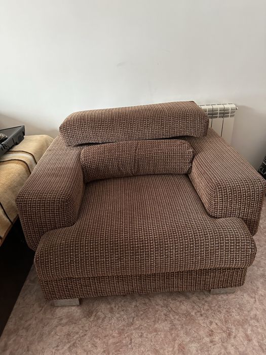 Продам диван и 2 кресла