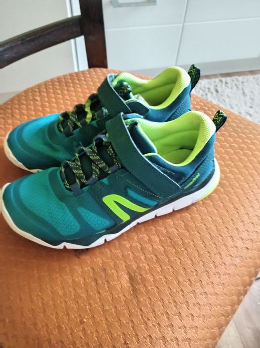 Adidași New feel mărimea 33