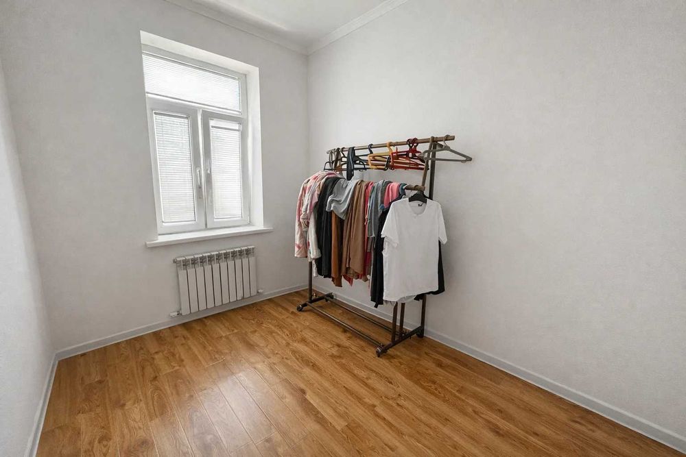 Продается участок 5,5 соток на Мирабадском районе.