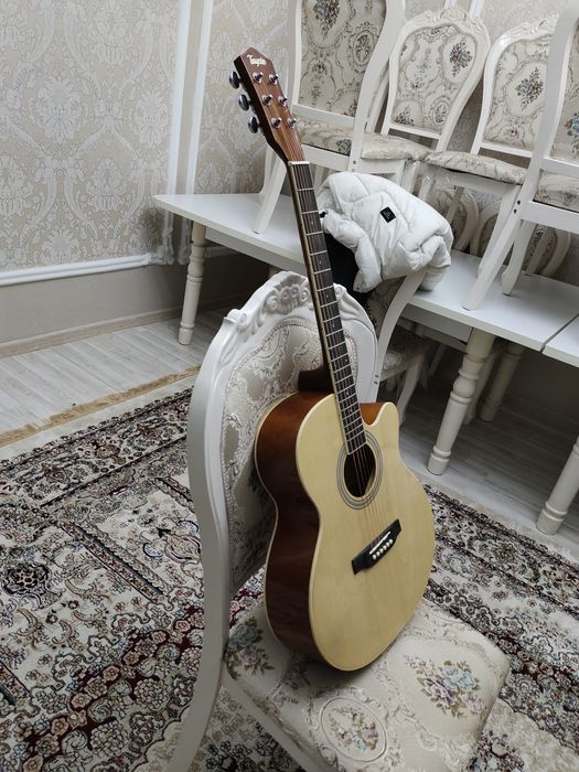 Гитара  с чехлом