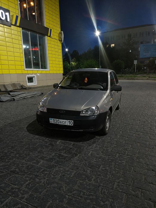 Продам Lada Kalina 1 хэтчбек