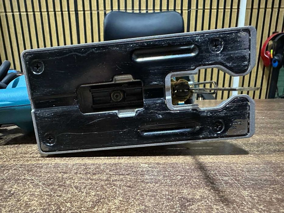 Електрически прободен трион Makita 4329, 450 W, 18 мм