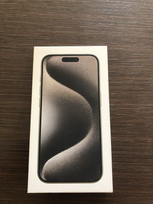 Iphone 15 pro 128gb natural titanium