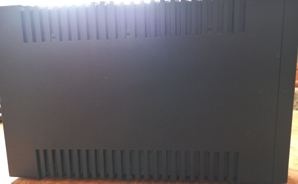 Продам бесперебойник