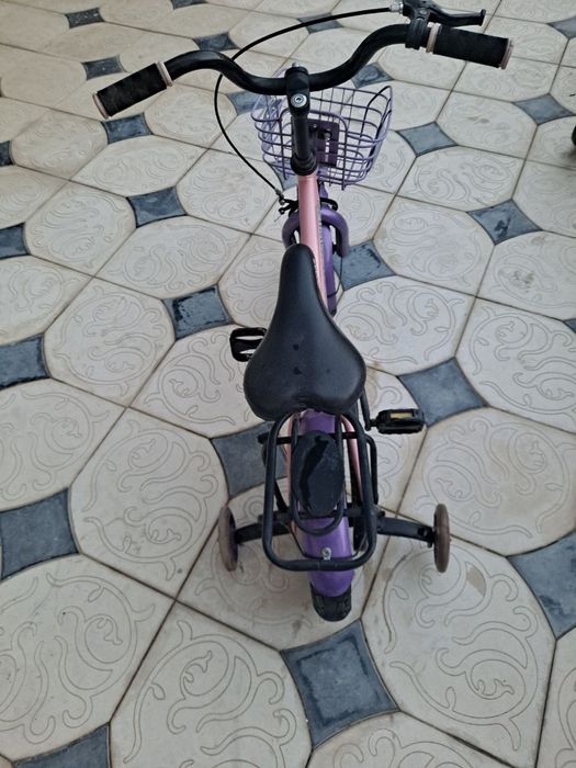 Velosiped yosh bolalar uchun. Sotiladi
