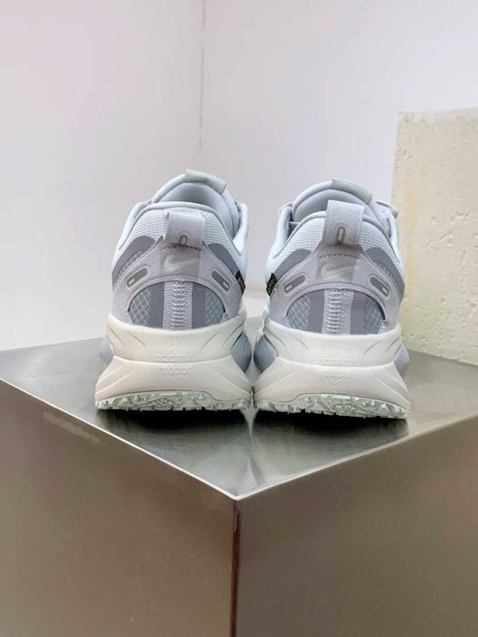 Нови дамски маратонки Nike Vomero 18 GTX