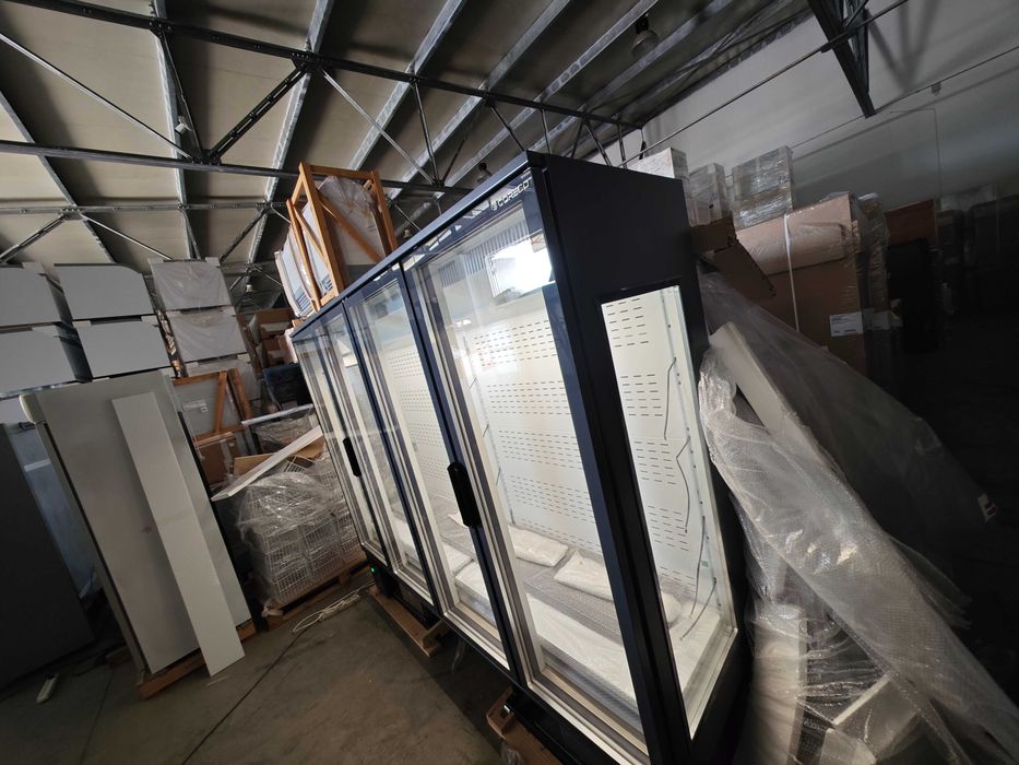 Vitrina verticala 4 usi - 257 cm / Spania / NOU