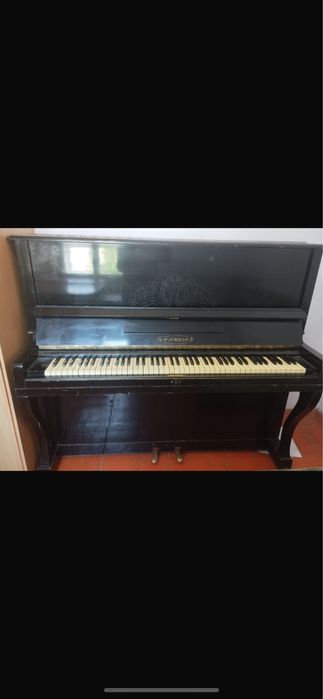 Срочно продам Фортепиано , пианино