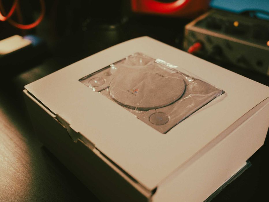 Vând Sony Playstation Classic