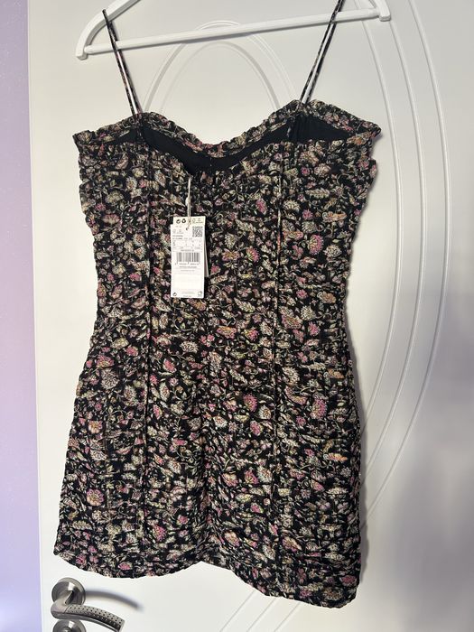 Чисто нова рокля Mango