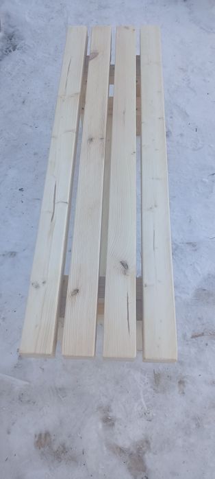 Лавочка деревянная