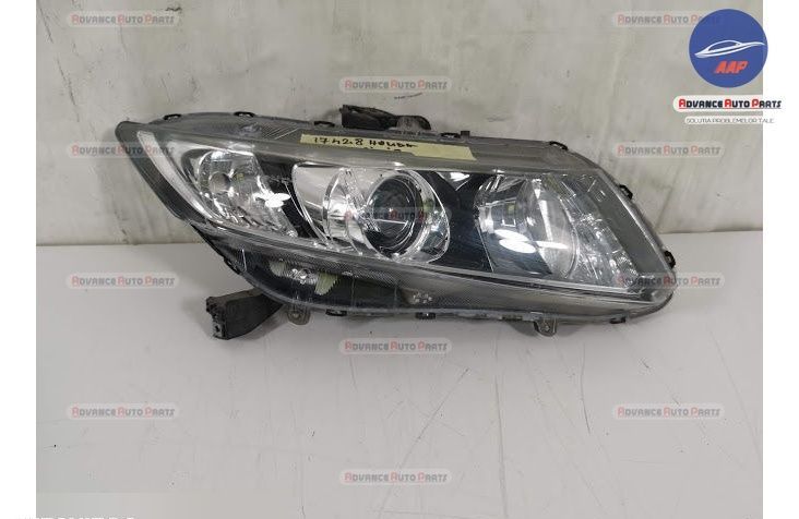 Десен фар Седан оригинален с ксенон Хонда Сивик / Honda Civic 9 4-врат