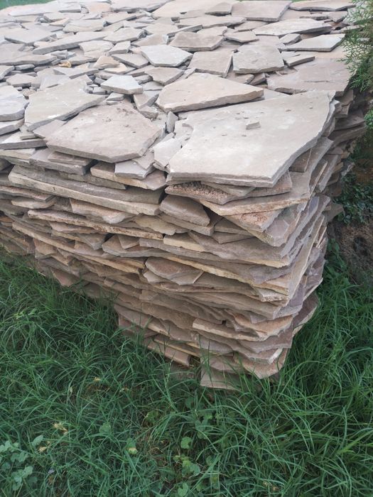 Тау тасын сатамын