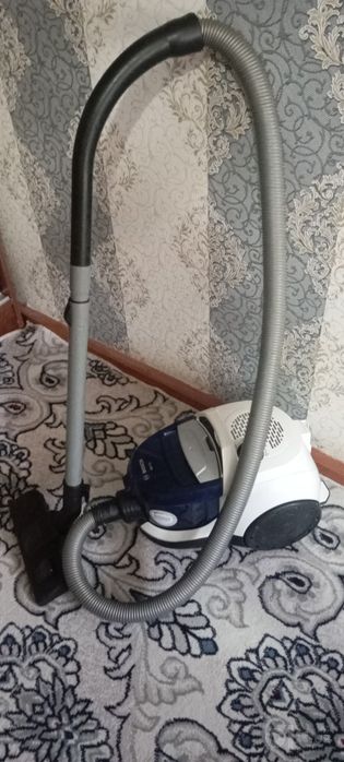 Продаются пылесосы.