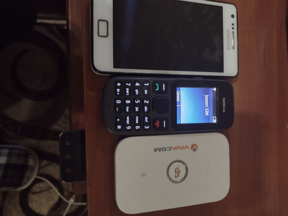 Samsung s2 Nokia 100 4G бисквитка