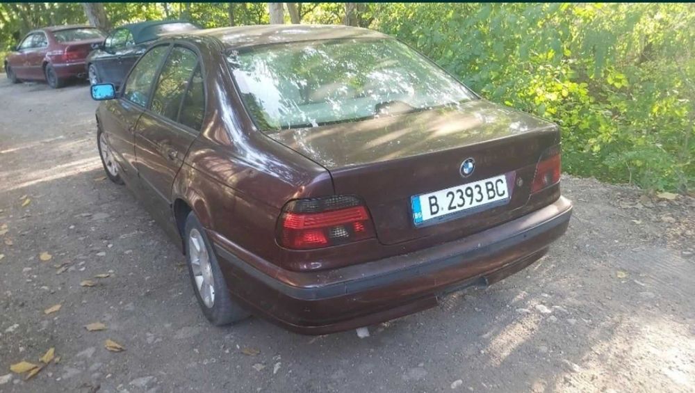 На части: BMW E39 525TDS