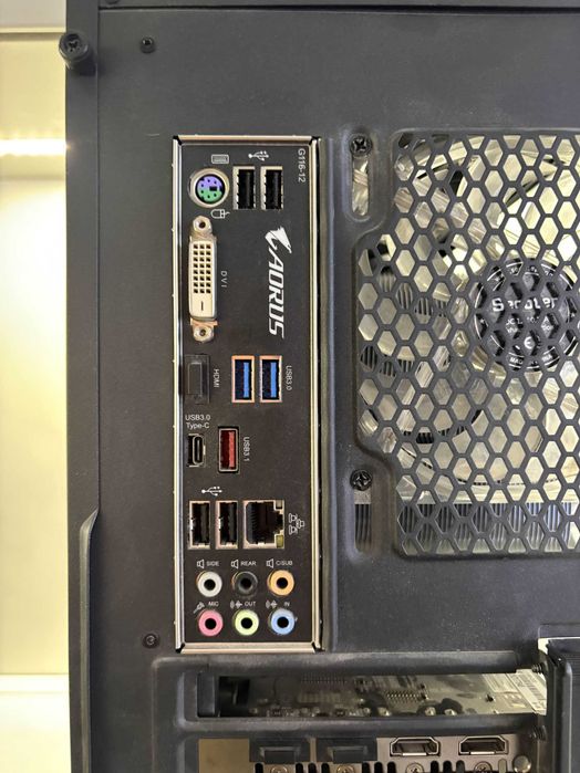 Настолен Компютър / i7-9700F 3.00GHz / GTX 1060 3GB / 16GB RAM