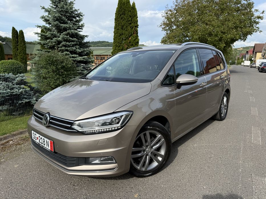 Vw Touran 2017 Dsg LED Pano 7 loc