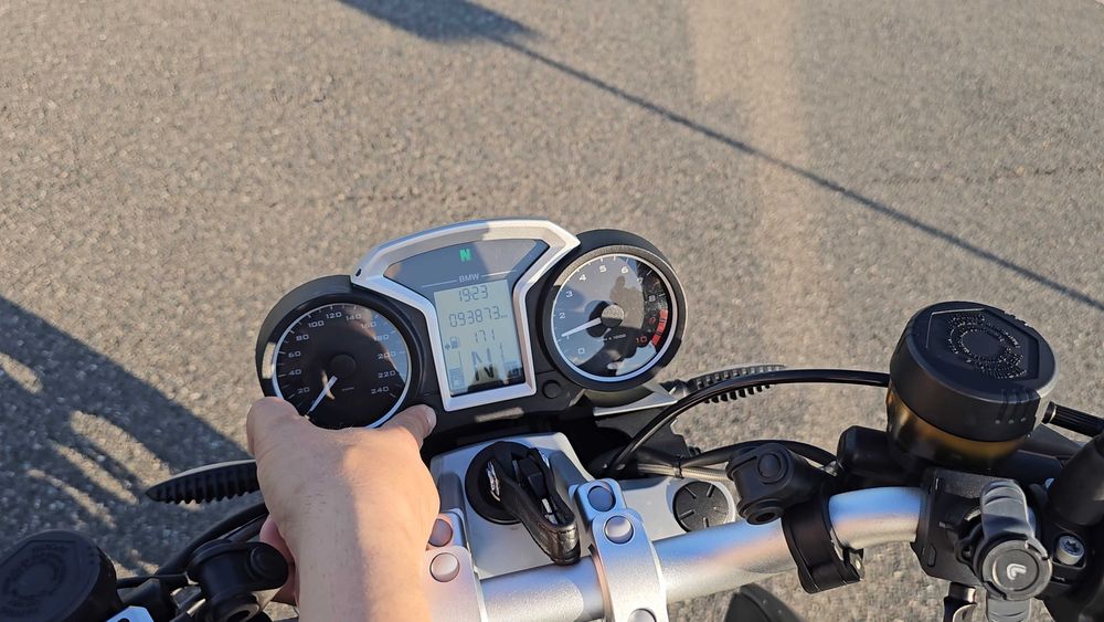 BMW R1200R k27 2012